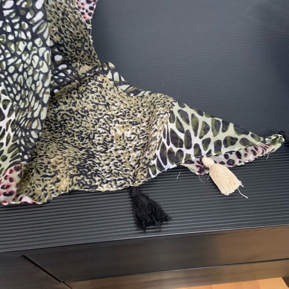 Leopard Print Scarf - Green and Black - Picture 3 of 5